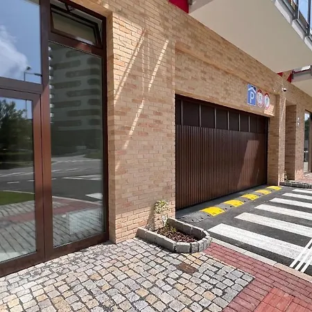 3 2x Balcony, New Building, 21 דירה