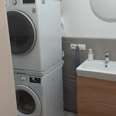 3 2x Balcony, New Building, 21 *