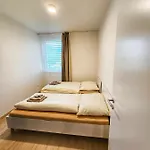 3 2x Balcony, New Building, 21 公寓 布拉迪斯拉发